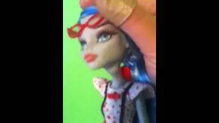 monster high Ghoulia yelps dead tired review