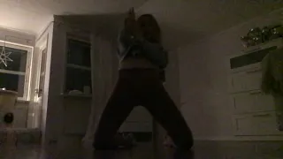 Improvisation Dancing to BIGGER by Beyoncé