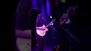 Daniela Andrade - Crazy live