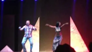 Танец живота с русскими туристами в Египте - belly  dance with Russian tourist in Egypt