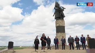 Мемориал "Знамя Победы" на Казинской горе принимал участников торжественного митинга в честь 9 Мая