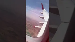 فيديو من داخل الطائرة✈️ لحظات مخيفة لنزول الطائرة في مطار محمد الخامس