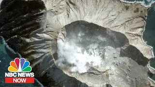 A Minute-By-Minute Look At The New Zealand Volcano Eruption | NBC News NOW