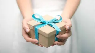 Как оригинально подарить подарок? Сюрприз - подарок спрятан в трёх коробках 🎁.