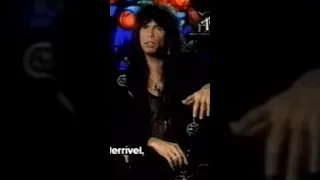 Wasn’t expecting that 😂 #aerosmith #steventyler #throwback #funny #bluearmy #90s