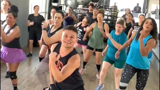 Aula de FitDance Prof Cálix - FURDUNCINHO - Panobianco Cosmópolis