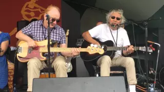 Albert Lee & Peter Asher's fantastic version of Handyman