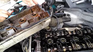 Replacing valve cover gasket MB SLK 230 -99