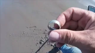 Beach Metal Detecting Rings in the Scoop