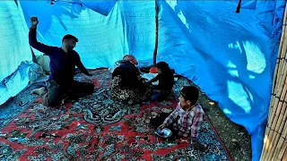 Daily life of nomads from morning to evening in Iran [Nomadic life in the mountains of Iran