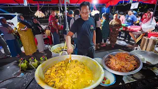 EXTREME Indonesian Street Food!! NASI BABAT - Serves 100’s Per Night in Surabaya!