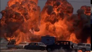 The Best Movie Explosions: The Sweeper (1996) Freeway Chase