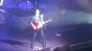 James Bay - "Hold Back the River"Live at Riviera Theatre 2019