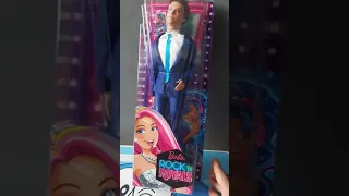Boneka Barbie Original Mattel Edisi Rock N Royals