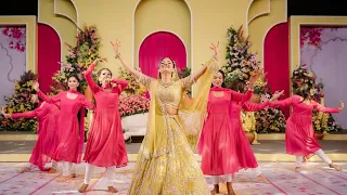 Bangladeshi Holud Night | Bride Performs Beautiful Dance Sangeet | Wedding Mashup Samir Choreography