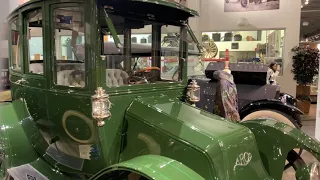 Electric Cars from The Early 1900s! BETTER THAN THE CHEVY VOLT! lol (Fairbanks Fountainhead Museum)