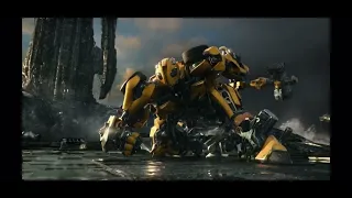 Optimus prime versus bumblebee