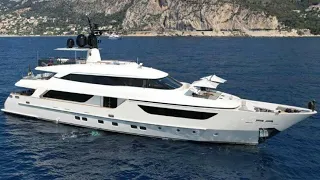 Touring a FAMOUS €10,000,000 Sanlorenzo Super Yacht