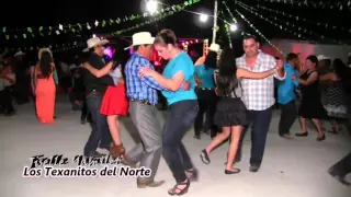 bailando cumbia con los texanitos del norte