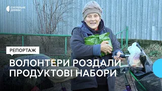 Жителям звільненого Святогірська волонтери роздали продуктові набори