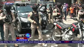 Polisi Terpaksa Lepas Tembakan Peringatan dan Gas Air Mata Akibat Massa yang Anarkis   NET24