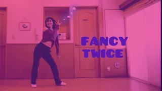 32ちゃい TWICE《Fancy》dance cover with motion graphics-ish