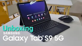 Unboxing Samsung Galaxy Tab S9 by Techie Teacher