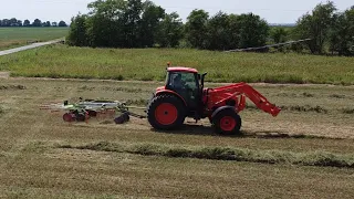 Using a Claas Hay Rake