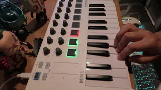 My first live looping using Arturia Minilab MkII