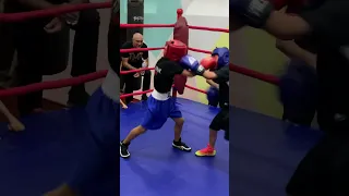 🥊Powerful fight of young boxers