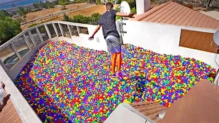 WORLD LARGEST BALL PIT ON OUR ROOF! *100,000 Balls*