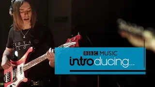 The Mysterines - Resistance (BBC Music Introducing session)