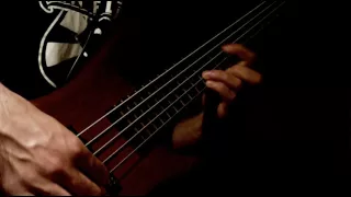 Yesterday (The Beatles) - solo bass cover