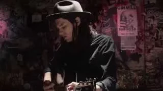 James Bay 'Move Together' (Acoustic)