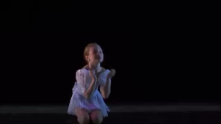 Maddie Ziegler - Cry (S1E5)