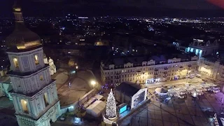 Новий рік на Софійській площі у Києві з висоти пташиного польоту