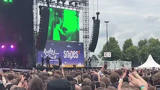 Lil Uzi Vert Opens Live Show @ Rolling Loud Rotterdam With ‘Suicide Doors’ From The Pink Tape 😍