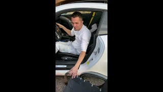 Paraplegic in Porsche 911 Turbo!