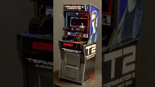 Terminator 2 Arcade but MINIATURE