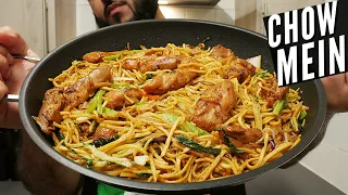 The Best Chicken Chow Mein in 15 Minutes | Chicken Chow Mein Recipe