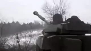 САУ сил АТО ведет огонь по ДНР - SPG Ukrainian forces firing