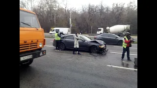 З місця події: у Києві Audi «догнала» потрощені у ДТП машини і травмувала водіїв