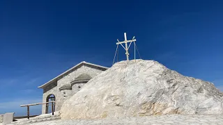 Крест на вершине