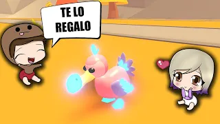 REGALO A LYNA BEBÉ SU DREAM PET DINOSAURIO NEÓN EN ADOPT ME ROBLOX!❤❤