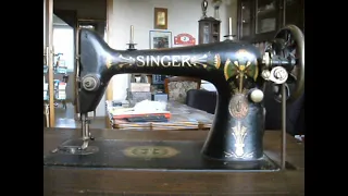 Alte Singer 66 von 1926 mit Untergestell