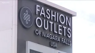 Fashion Outlets of Niagara welcome the return of Canadian shoppers