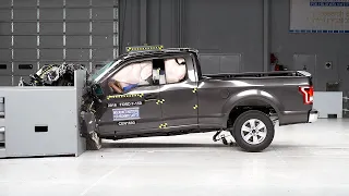 2016 Ford F-150 extended cab driver-side small overlap IIHS crash test