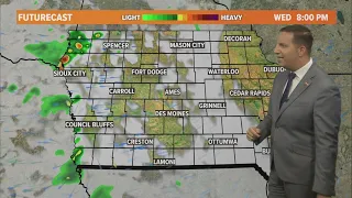 Iowa weather update: Hazy skies, scattered showers & storms in today's forecast