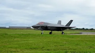 RAF F35 Lightning  taxi for take off.