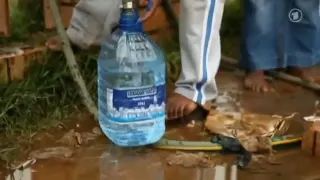 Nestlé nimmt Menschen in Afrika das Wasser - Pure Life Skandal ARD